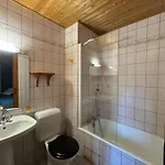 Hostel L'ardesia *
