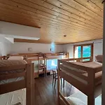 L'ardesia Hostel *