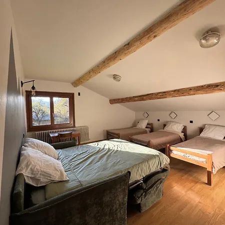 L'ardesia Hostel *