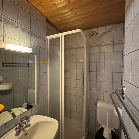 L'ardesia Hostel Morzine